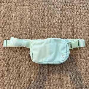 Lululemon Everywhere Belt Bag 1L. Excellent condition. Mint Light Green Color